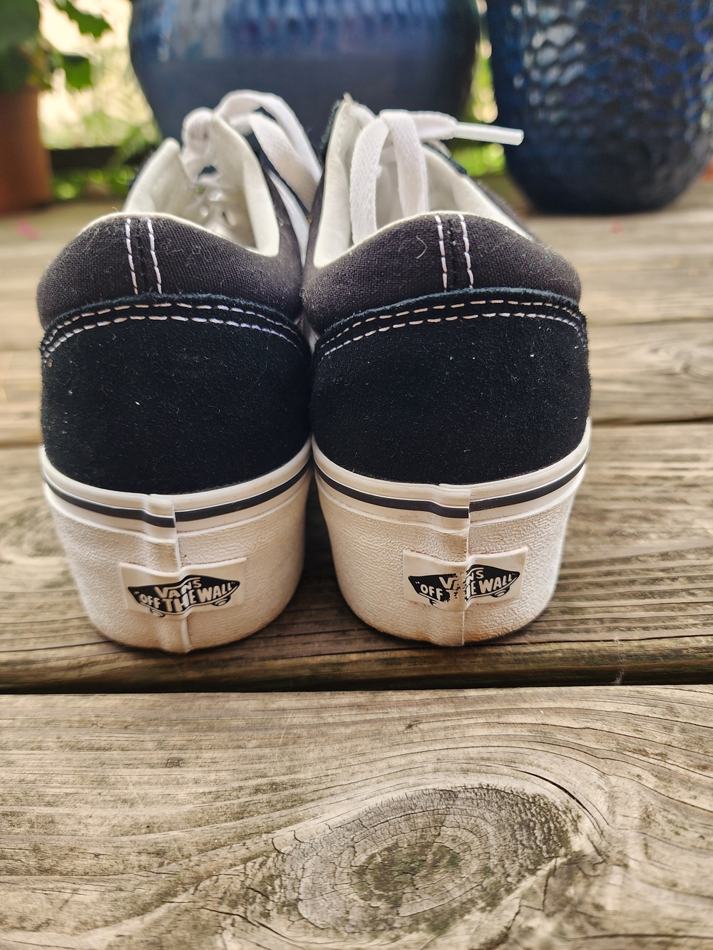 Vans Black and White Old Skool Sneaker Size 8.5 - Picture 6 of 15